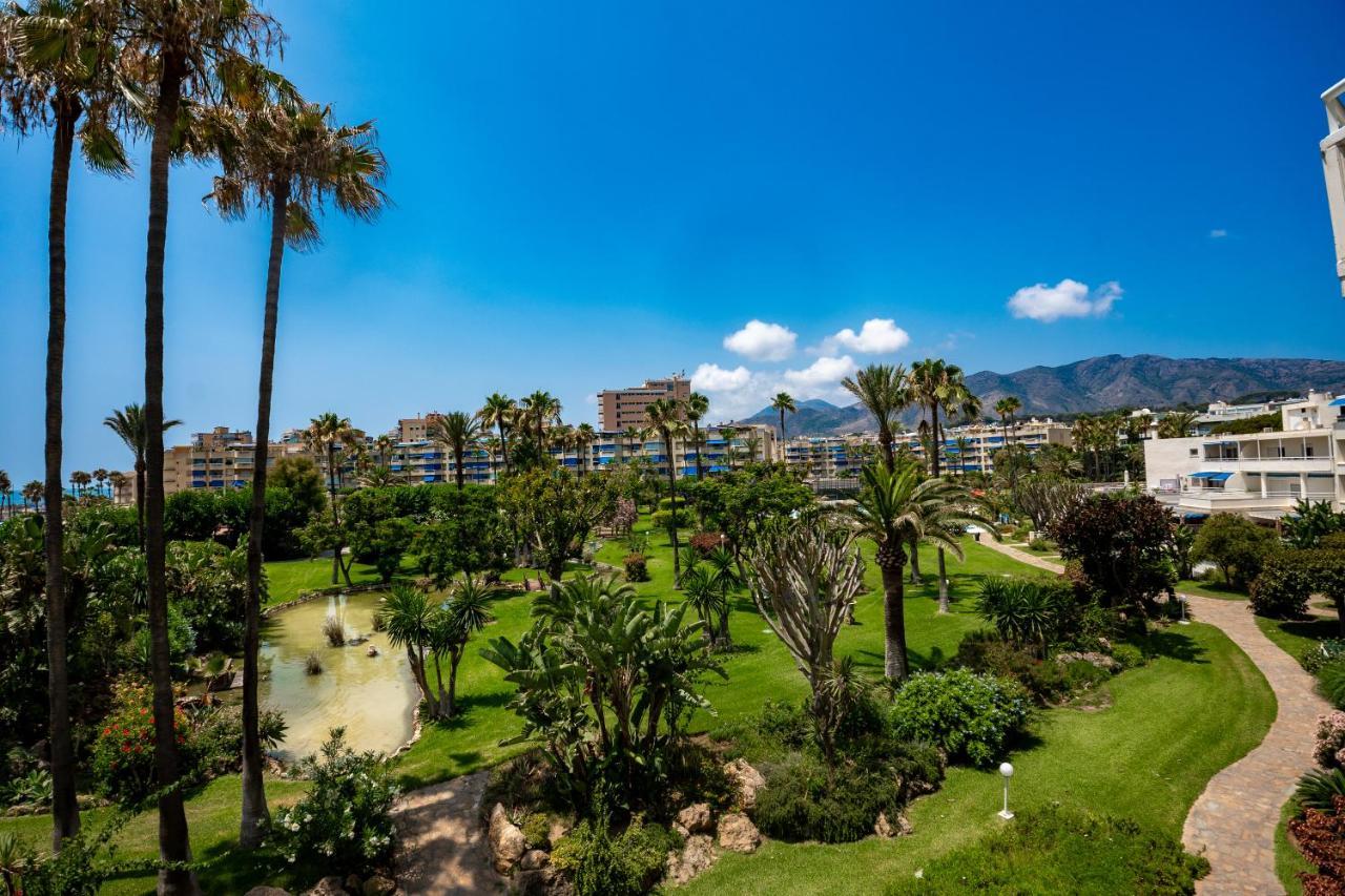 Natera Costa Golf Exclusive Beachfront Apartment Torremolinos Exterior foto